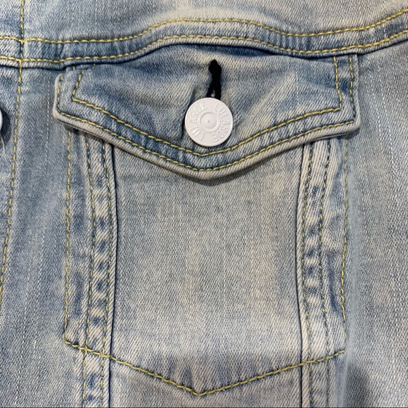 ✨ Light Blue Denim Jacket with Unicorn Patches - Picture 4 of 11